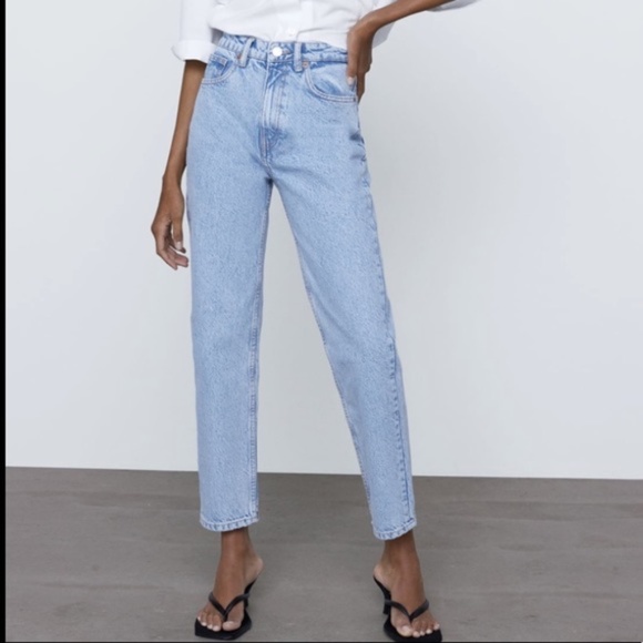 Zara Mom Fit Jeans - Picture 1 of 5